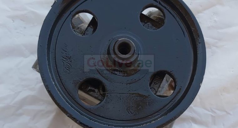 FORD FOCUS 2007 TO 2011 POWER STEERING PUMP PART NO 4M513A696AE ( FORD GENUINE USED PARTS )