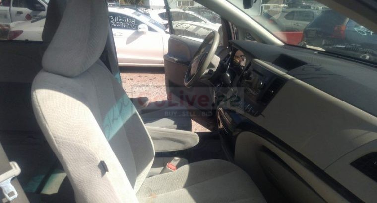 2014 TOYOTA SIENNA LE Us Specs for sale