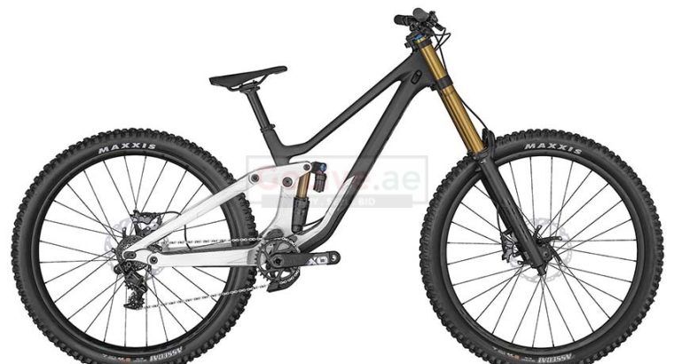 2022 Scott Gambler 900 Tuned Mountain Bike (Bambo Bike)