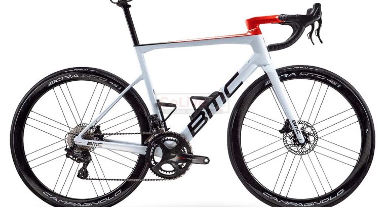 2022 BMC TEAMMACHINE SLR01 TEAM ROAD BIKE