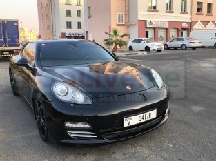 Porsche Panamera4 2012 | 3.6L 6 Cylinders 64000 KMS only perfect condition usa import
