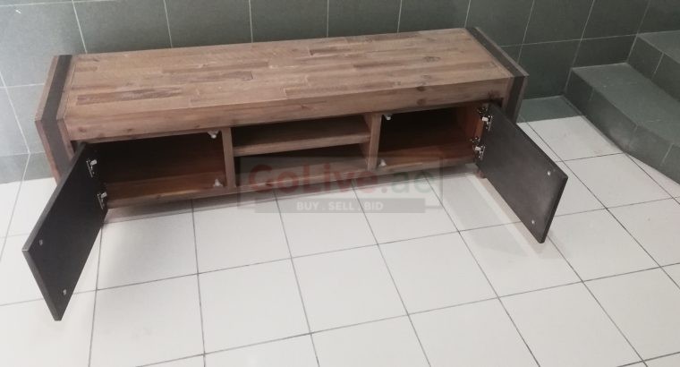 Tv stand
