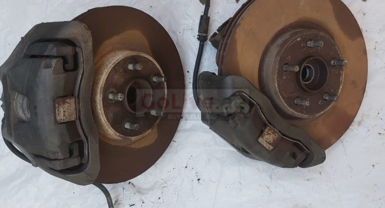 VOLVO C70 2006 TO 2013 FRONT KNUCKLES RIGHT and LEFT PART NO 3M513K170/3M513K171 (VOLVO GENUINE USED PARTS )