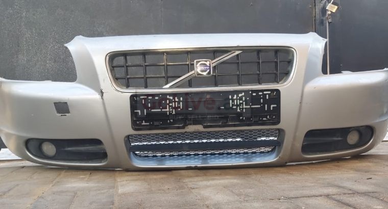 VOLVO C70 2006 TO 2010 FRONT BUMPER PART NO 39870638 (VOLVO GENUINE USED PARTS )