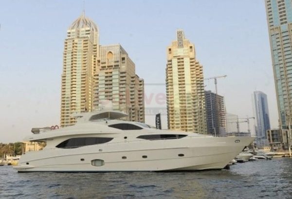 HIRE LUXURY YACHTS DUBAI
