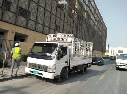 3ton pickup for rent in Dubai