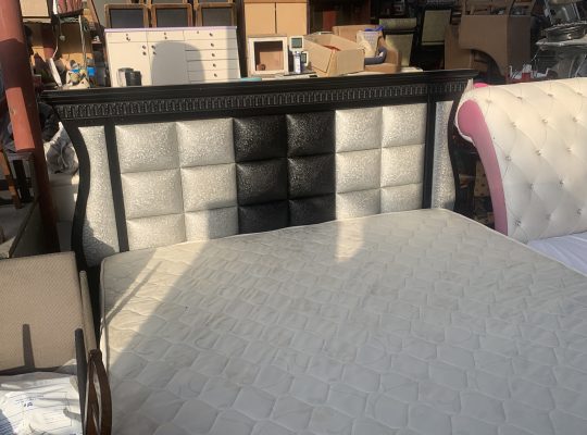 WE SALE ALL USED HOME FURNITURE