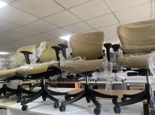 WE SALE ALL USED OFFICE FURNITURE