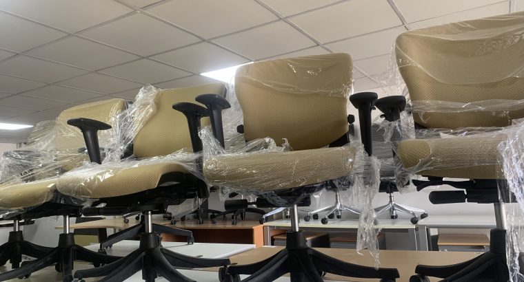 WE SALE ALL USED OFFICE FURNITURE