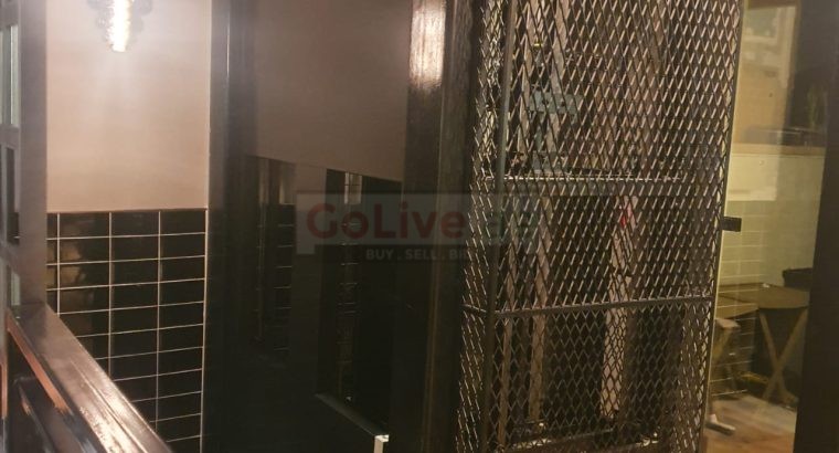 Dumbwaiter lift in Dubai UAE