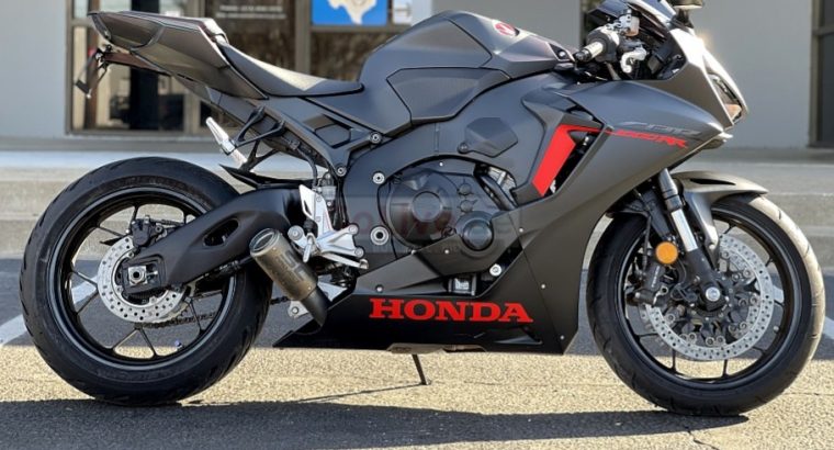 2017 Honda cbr1000rr available for sale