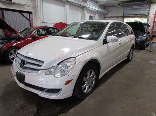 MERCEDES-BENZ R-CLASS USED PARTS DEALER (MERCEDES-BENZ USED SPARE PARTS DEALER IN USED AUTO SPARE PARTS MARKET)