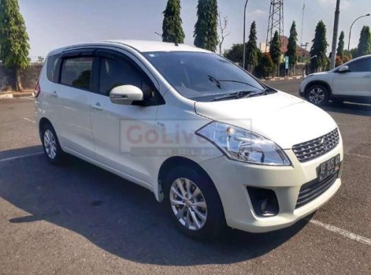 SUZUKI ERTIGA USED PARTS DEALER (SUZUKI USED SPARE PARTS DEALER IN AUTO PARTS MARKET)