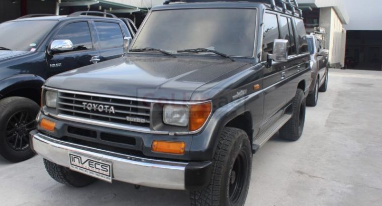 TOYOTA LAND CRUISER 76 SERIES USED PARTS DEALER (TOYOTA USED SPARE PARTS DEALER)