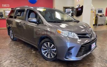 TOYOTA SIENNA USED PARTS DEALER (TOYOTA USED SPARE PARTS DEALER IN SPARE PARTS MARKET)