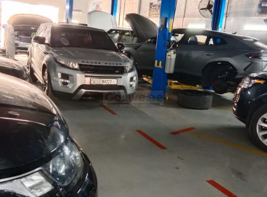 Range Rover Service Center in Sharjah