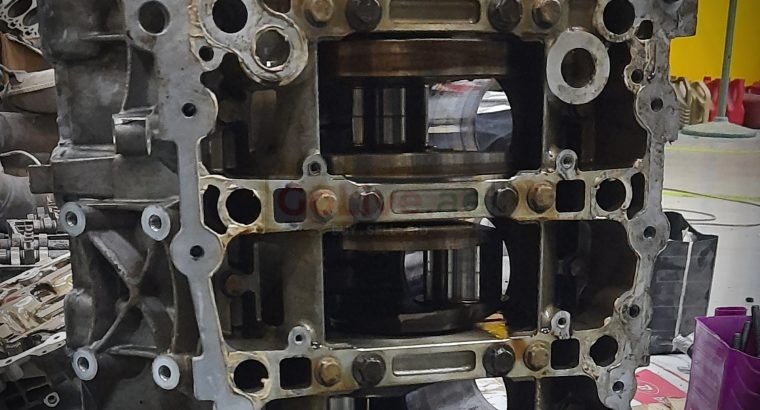 Rebuild Range rover engine