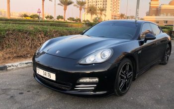 Porsche Panamera4 2012 | 3.6L 6 Cylinders -65000 KMS only perfect condition Fixed price»72500