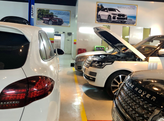 Range Rover professional services in Sharjah