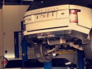 Range Rover and Land Rover maintenance service in Dubai