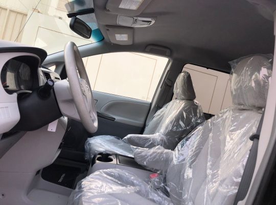TOYOTA SIENNA 2014 LE EDITION, AWD, PERFECT CONDITION
