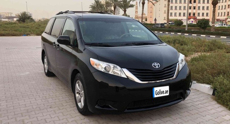 TOYOTA SIENNA 2014 LE EDITION, AWD, PERFECT CONDITION