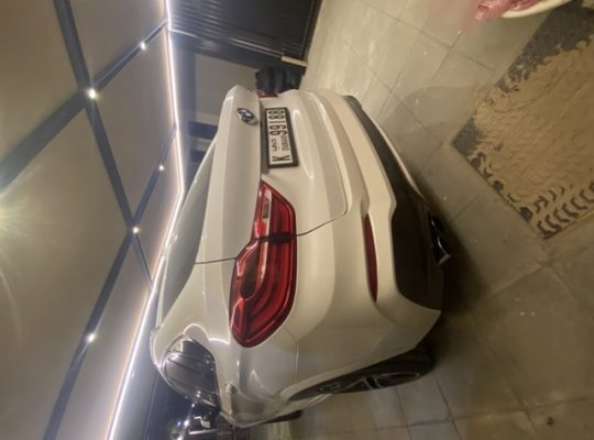 BMW X4 M 3.5i Agency service