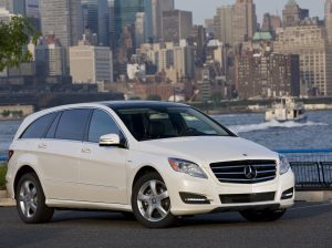 Used Mercedes-Benz R-Class Car buyer in Dubai ( Best Used Mercedes-Benz R-Class Car Buying Company Dubai, UAE )