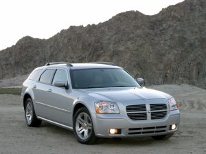 Used Dodge Magnum Car buyer in Dubai ( Best Used Dodge Magnum Car Buying Company Dubai, UAE )