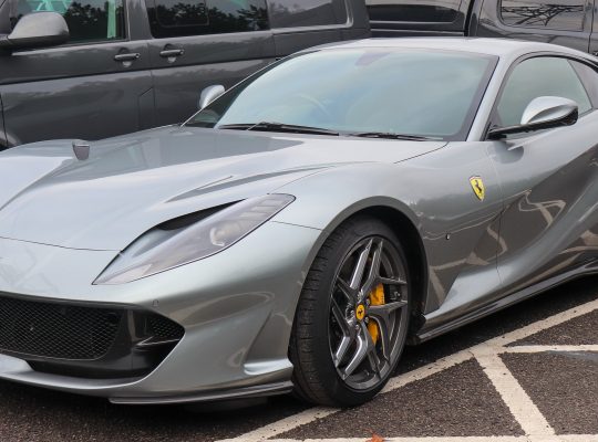 Used Ferrari 812 Superfast Car buyer in Dubai ( Best Used Ferrari 812 Superfast Car Buying Company Dubai, UAE )
