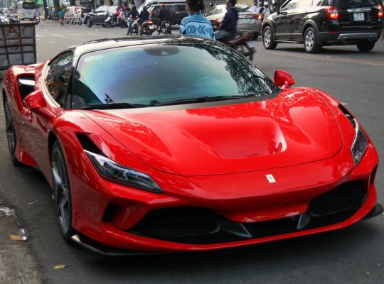 Used Ferrari F8 Tributo Car buyer in Dubai ( Best Used Ferrari F8 Tributo Car Buying Company Dubai, UAE )