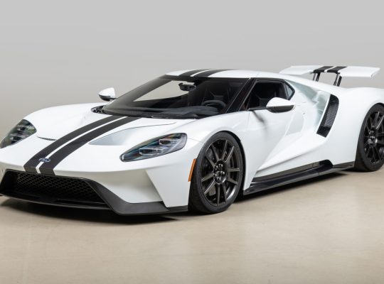 Used Ford GT Car buyer in Dubai ( Best Used Ford GT Car Buying Company Dubai, UAE )