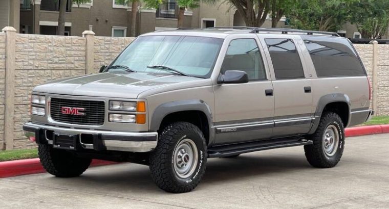 SuburbanUsed GMC Suburban Car buyer in Dubai ( Best Used GMC Suburban Car Buying Company Dubai, UAE )