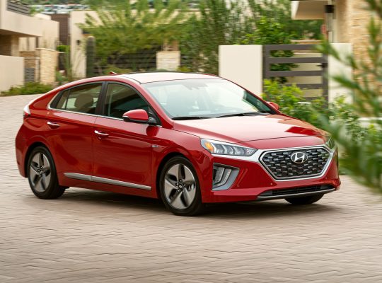Used Hyundai Ioniq Car buyer in Dubai ( Best Used Hyundai Ioniq Car Buying Company Dubai, UAE )