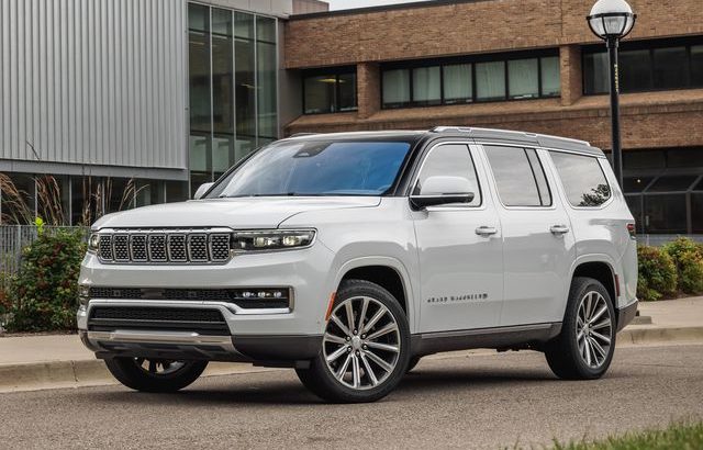 Used Jeep Grand Wagoneer Car buyer in Dubai( Best Used Jeep Grand Wagoneer Car Buying Company Dubai, UAE )