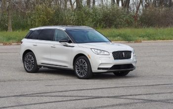 Used Lincoln Corsair Car buyer in Dubai( Best Used Lincoln Corsair Car Buying Company Dubai, UAE )