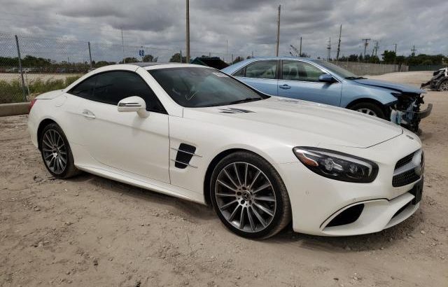 Used Mercedes-Benz SL-Class Car buyer in Dubai ( Best Used Mercedes-Benz SL-Class Car Buying Company Dubai, UAE )