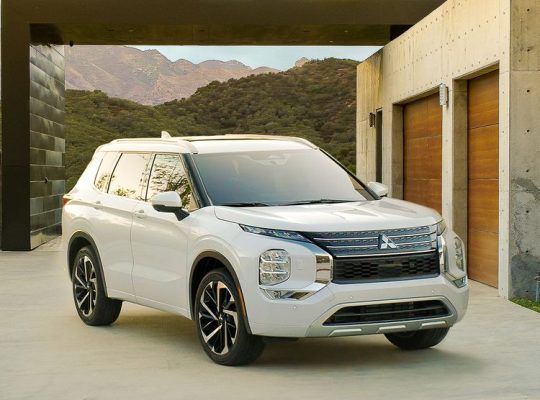 Used Mitsubishi Outlander Car buyer in Dubai ( Best Used Mitsubishi Outlander Car Buying Company Dubai, UAE )