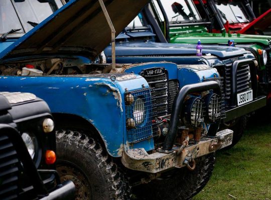 Scrap Land Rover Car Dealer in Dubai ( Best Scrap Land Rover Car Buyer in UAE )
