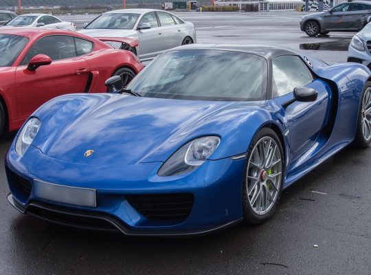 Used Porsche 718 Spyder Car buyer in Dubai ( Best Used Porsche 718 Spyder Car Buying Company Dubai, UAE )