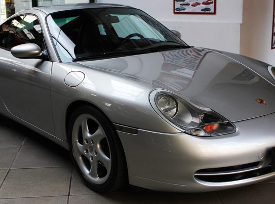 Used Porsche Carrera 911 Car buyer in Dubai ( Best Used Porsche Carrera 911 Car Buying Company Dubai, UAE )