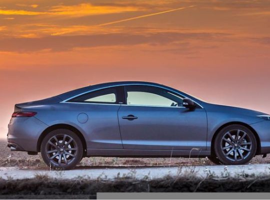 Used Renault Laguna Car buyer in Dubai ( Best Used Renault Laguna Car Buying Company Dubai, UAE )