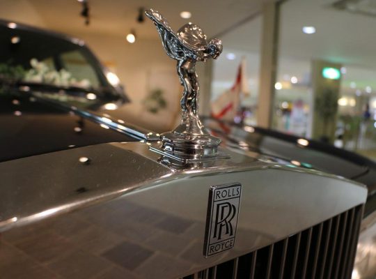 Used Rolls Royce Phantom Car buyer in Dubai ( Best Used Rolls Royce Phantom Car Buying Company Dubai, UAE )
