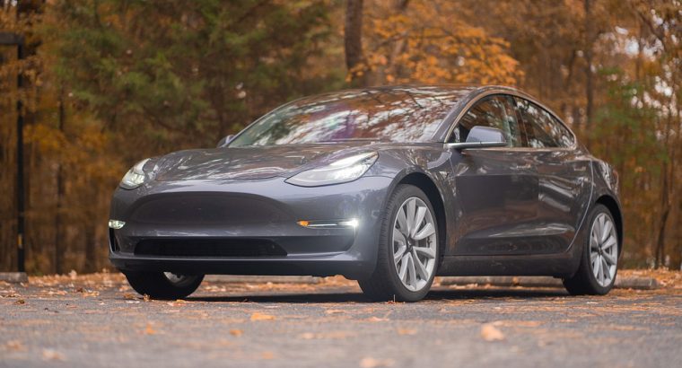 Used Tesla 3 Car buyer in Dubai ( Best Used Tesla 3 Car Buying Company Dubai, UAE )