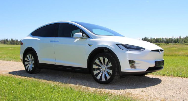 Used Tesla Model X Car buyer in Dubai ( Best Used Tesla Model X Car Buying Company Dubai, UAE )