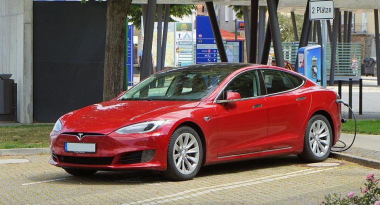 Used Tesla Model Y Car buyer in Dubai ( Best Used Tesla Model Y Car Buying Company Dubai, UAE )