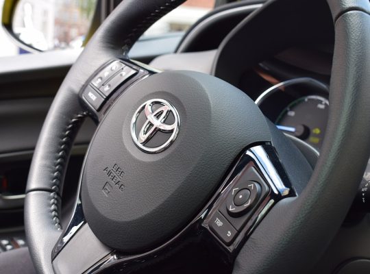 Used Toyota Previa Car buyer in Dubai ( Best Used Toyota Previa Car Buying Company Dubai, UAE )