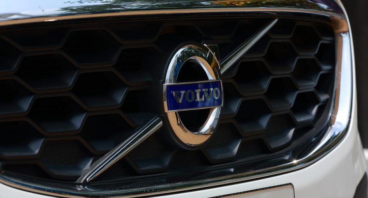 Used Volvo C-Class Car buyer in Dubai ( Best Used Volvo C-Class Car Buying Company Dubai, UAE )