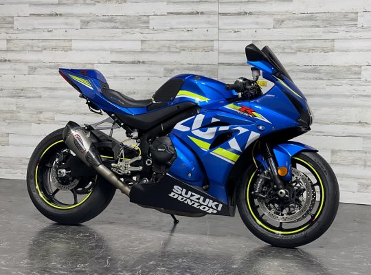 2017 Suzuki gsx r1000cc available for sale