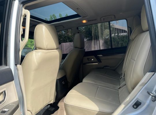 Pajero 2013 model